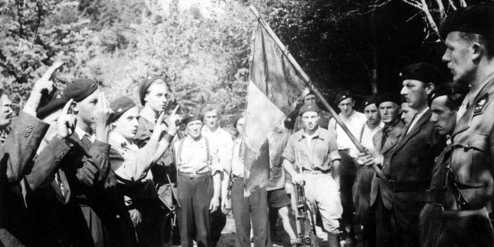 Armée Secrète.Zone V, secteur 5, Groupe D - Août 1944: cérémonie de prestation de Serment, Photo n° 27912 © CegeSoma/Archives de l'Etat