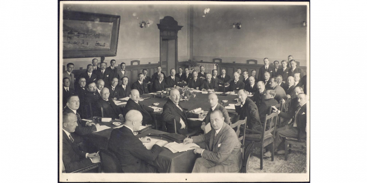 Negotiating Table of the Locarno Treaties. Ticino Italy France Switzerland Germany United Kingdom of Great Britain and Northern Ireland Belgium Locarno, 1925. [Place of Publication Not Identified: Publisher Not Identified, -10-05] Photograph. https://www.loc.gov/item/2021670573/.