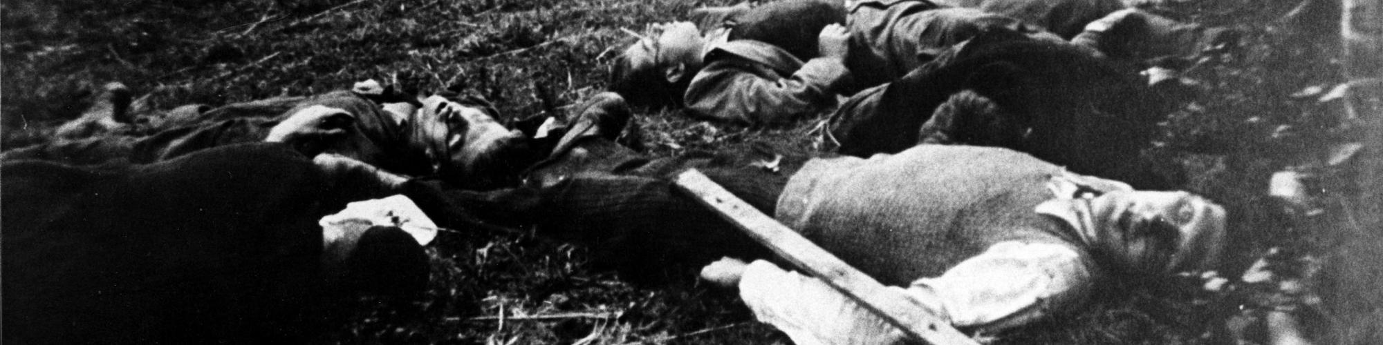 Massacre de Wodecq le 5 septembre 1944, photo n°28226, copyrights CegeSoma/Archives de l'Etat. Massacre de Wodecq le 5 septembre 1944, photo n°28226, copyrights CegeSoma/Archives de l'Etat.