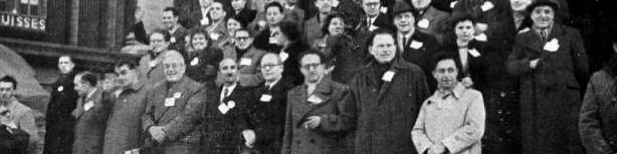 Comité Central du PCB, 1945 - , rechten voorbehouden. Comité Central du PCB, 1945 - , rechten voorbehouden.