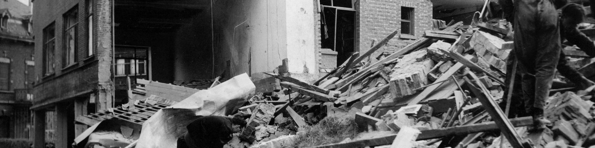 Un bombardement en avril 1944 fait un ravage à Hasselt, photo n°26962 © CegeSoma/Archives de l'Etat Un bombardement en avril 1944 fait un ravage à Hasselt, photo n°26962 © CegeSoma/Archives de l'Etat